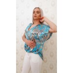 Bluza bleu satinata, cu imprimeu